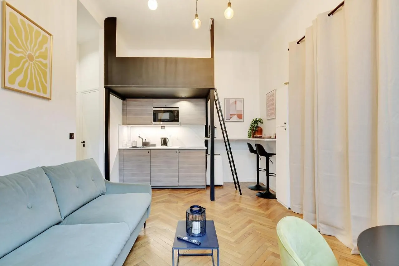 Charming Apartment In Heart Of Le Marais - Gethosted Paris